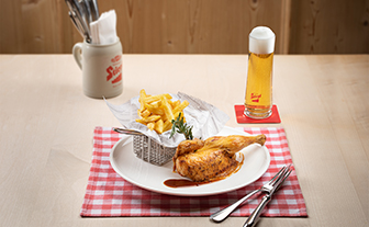Grillhendl in der Stiegl-Brauwelt